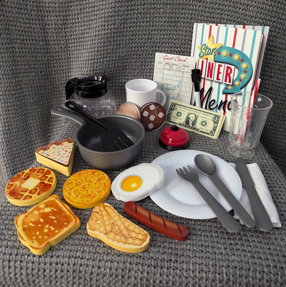 Melissa & Doug Star Diner Restaurant Play Set